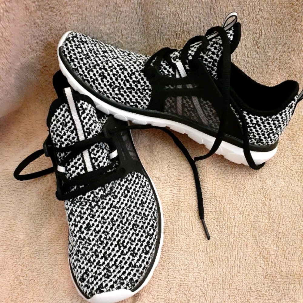 Champion C9 speedknit sneakers